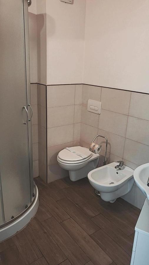 Ferienwohnung ᗰiki ᕼouտᗴ 2 Florenz Exterior foto